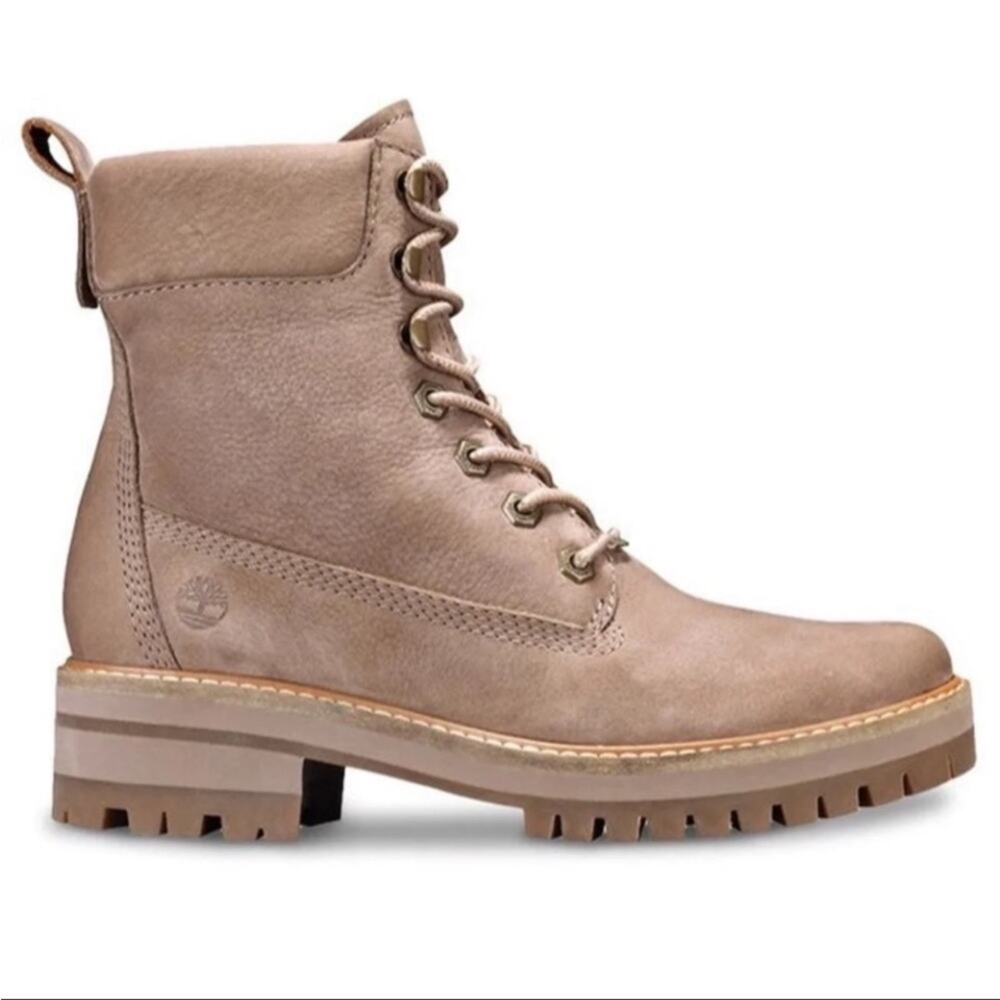 Timberland Taupe Valley Boot
Size 10 New $160